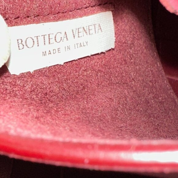 New Bottega Veneta Burgundy Small Andiamo Bag - Picture 9 of 11